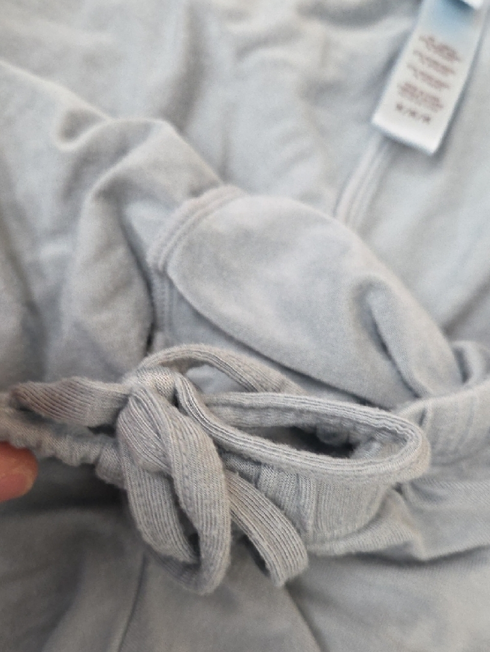 SKIMS-Light Blue Pajama Set - Picture 7 of 10